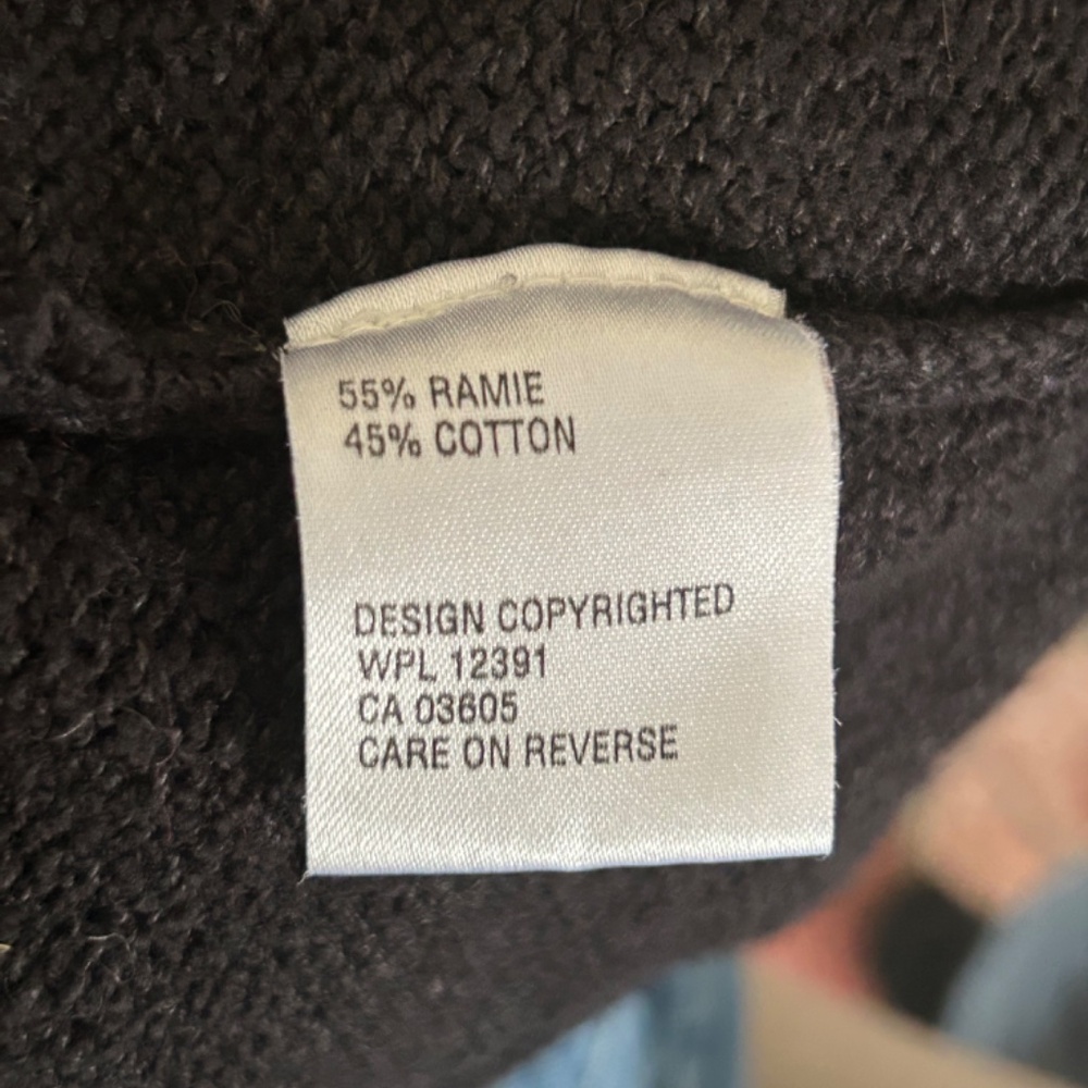 Vintage Northern Isles, size M Aztec design cardigan - Picture 5 of 6